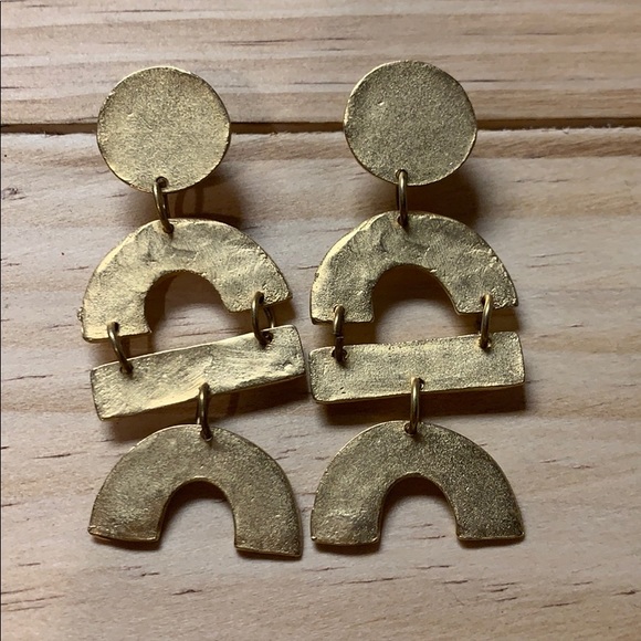 Jewelry - Gold Geometric Earrings